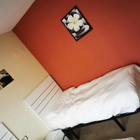 Residencial Duquesa 2049 Apartamento *